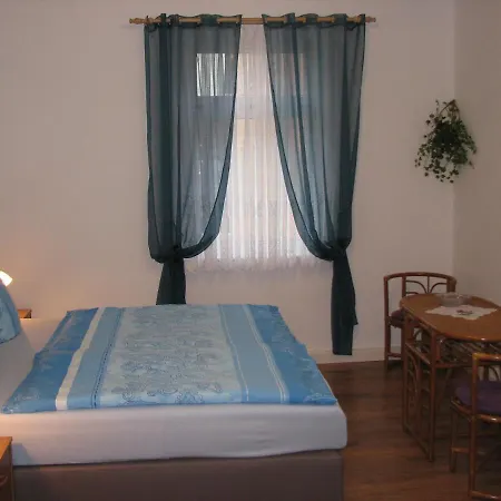 Zirkelstein Apartment *